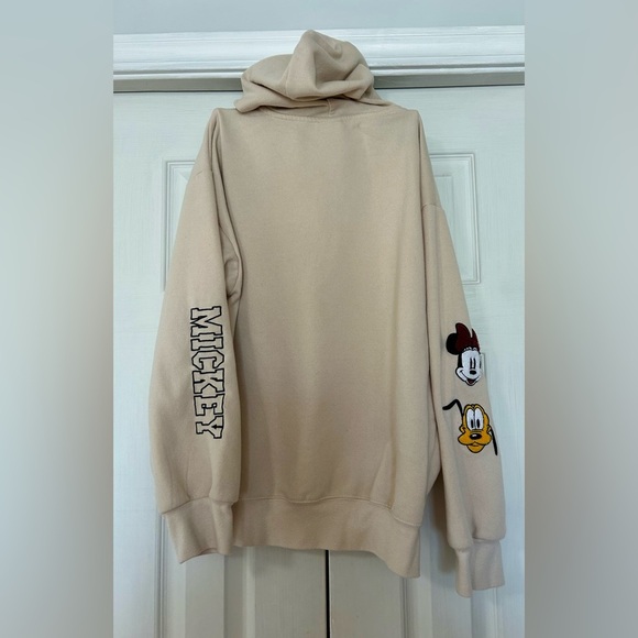 Disney Mickey Mouse woman’s hoodie jacket size medium - Picture 2 of 6